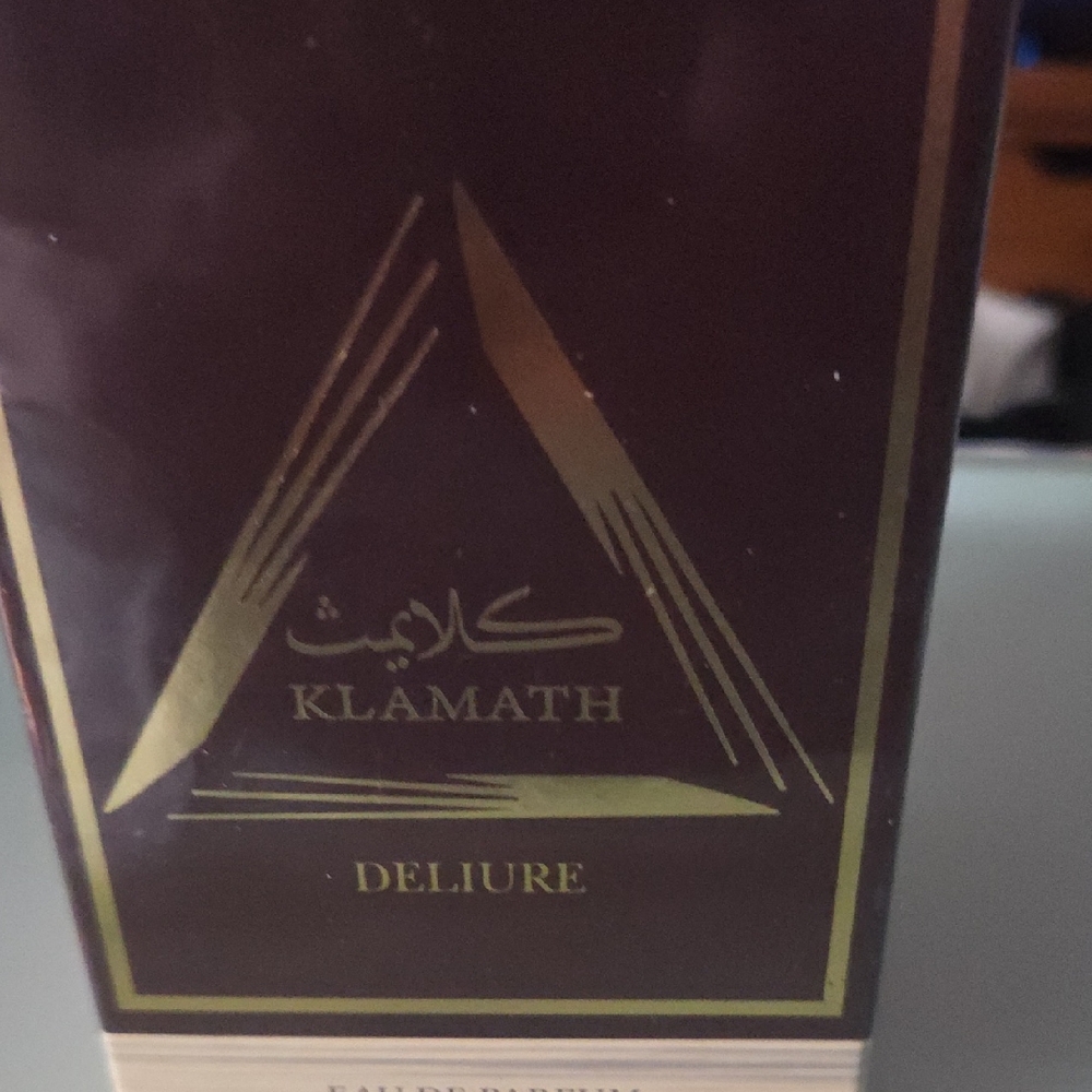 Klamath Deliure Bath Soak - Luxurious Brown and Gold